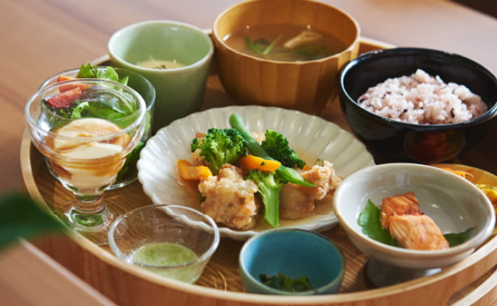 ごはんとだし umamito café